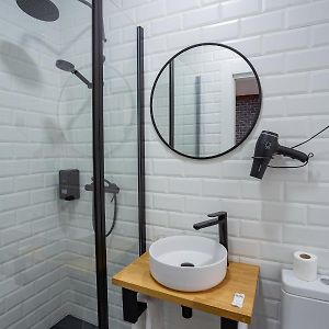 Twin Room Private Bathroom